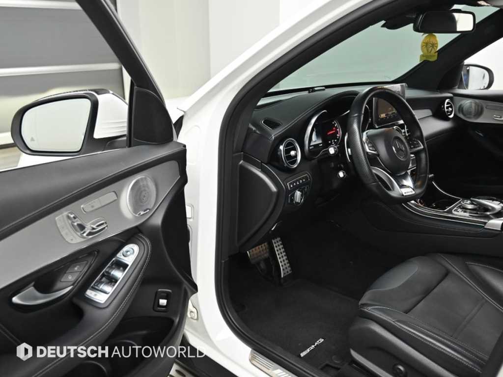 벤츠 GLC 클래스 GLC클래스 X253 AMG GLC 63 4MATIC+ 이미지 11