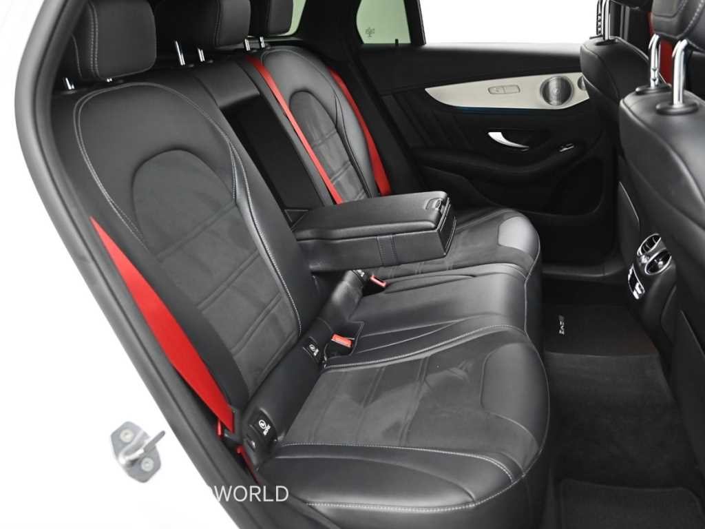 벤츠 GLC 클래스 GLC클래스 X253 AMG GLC 63 4MATIC+ 이미지 12