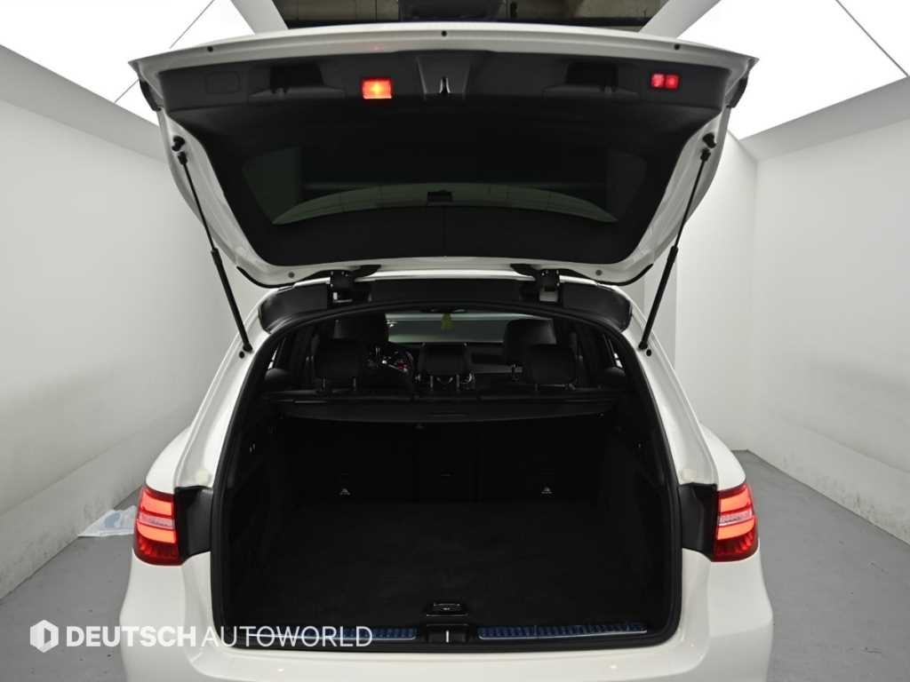벤츠 GLC 클래스 GLC클래스 X253 AMG GLC 63 4MATIC+ 이미지 19