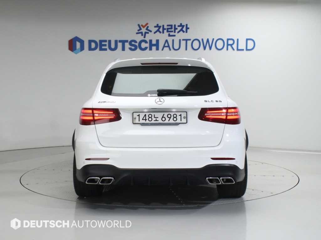 벤츠 GLC 클래스 GLC클래스 X253 AMG GLC 63 4MATIC+ 이미지 4