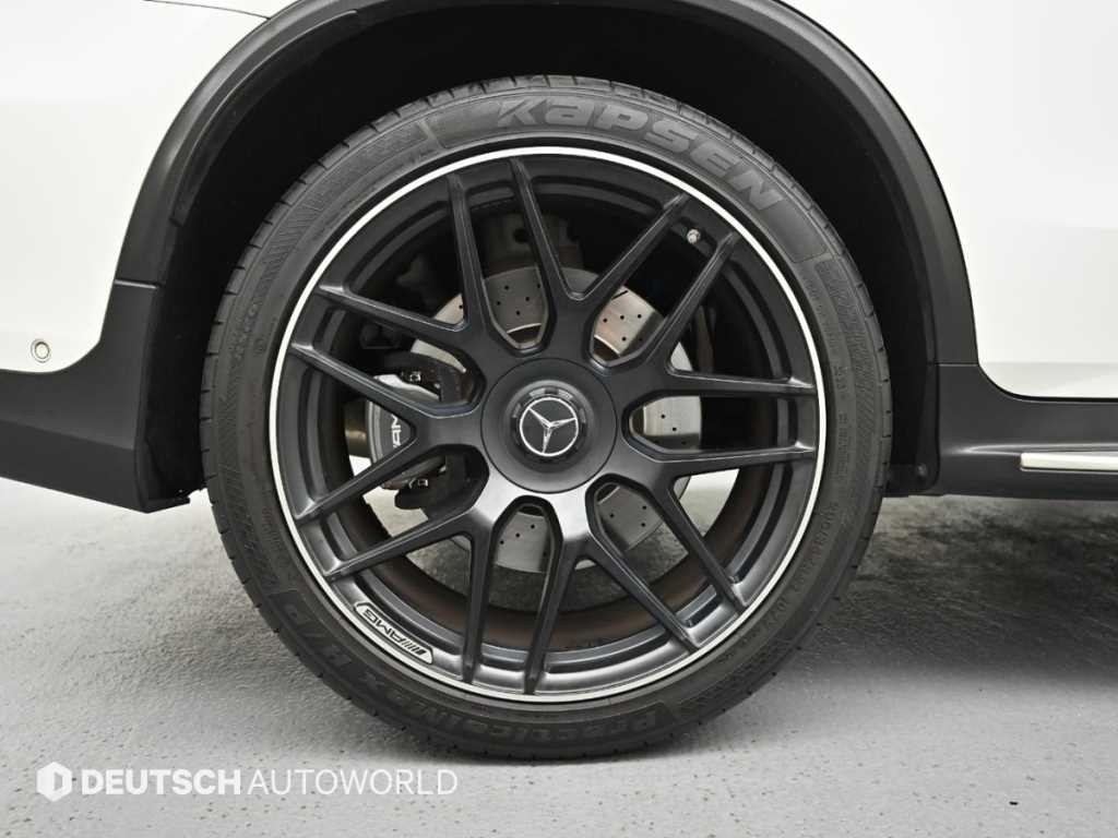 벤츠 GLC 클래스 GLC클래스 X253 AMG GLC 63 4MATIC+ 이미지 5
