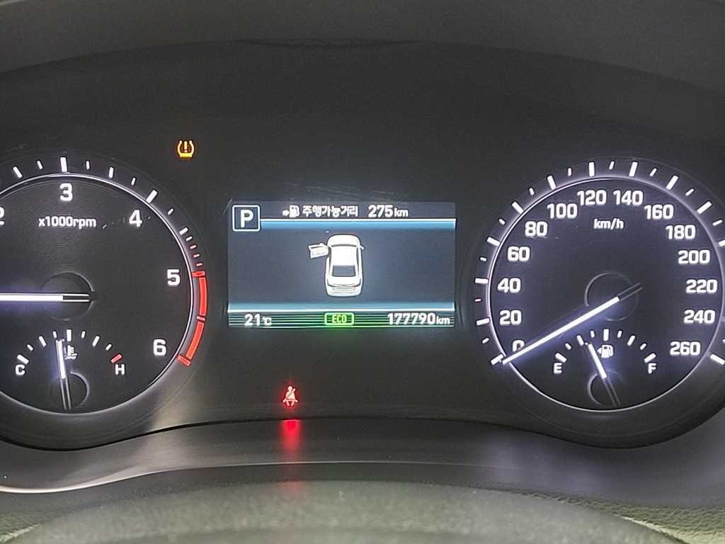 제네시스 G80 2.2D AWD 프리미엄 럭셔리 이미지 7