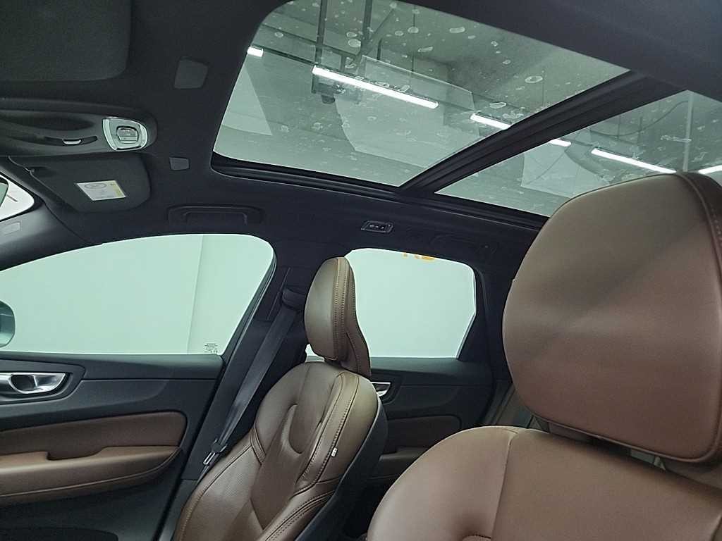 볼보 XC60 XC60(2세대) T8 AWD 인스크립션 이미지 14