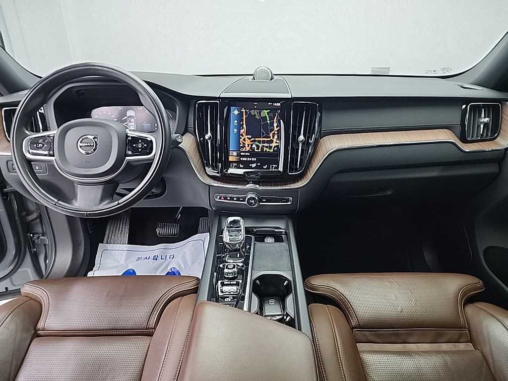 볼보 XC60 XC60(2세대) T8 AWD 인스크립션 이미지 7