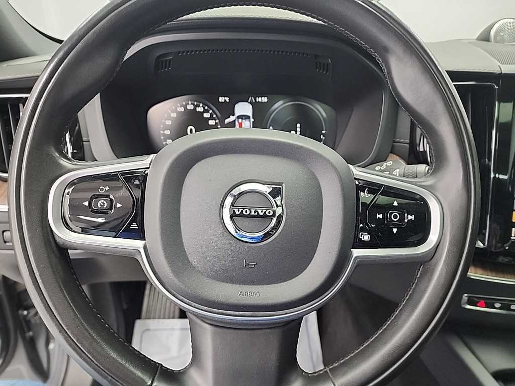 볼보 XC60 XC60(2세대) T8 AWD 인스크립션 이미지 9