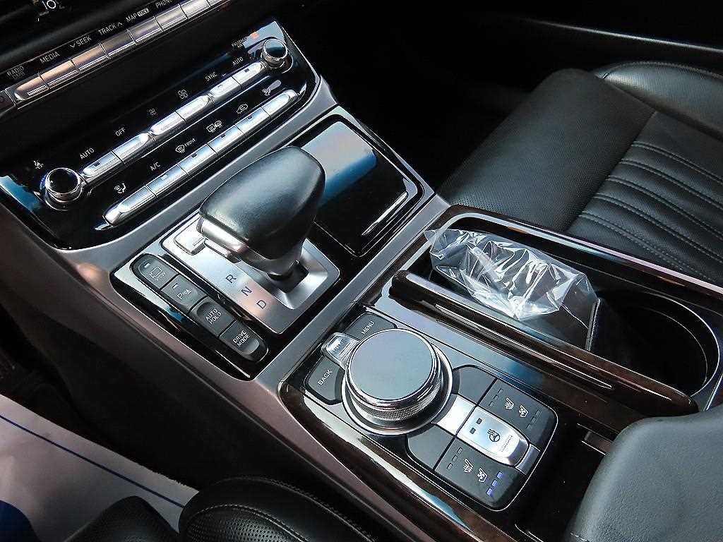 제네시스 EQ900 3.8 GDI AWD 프리미엄 럭셔리 이미지 11