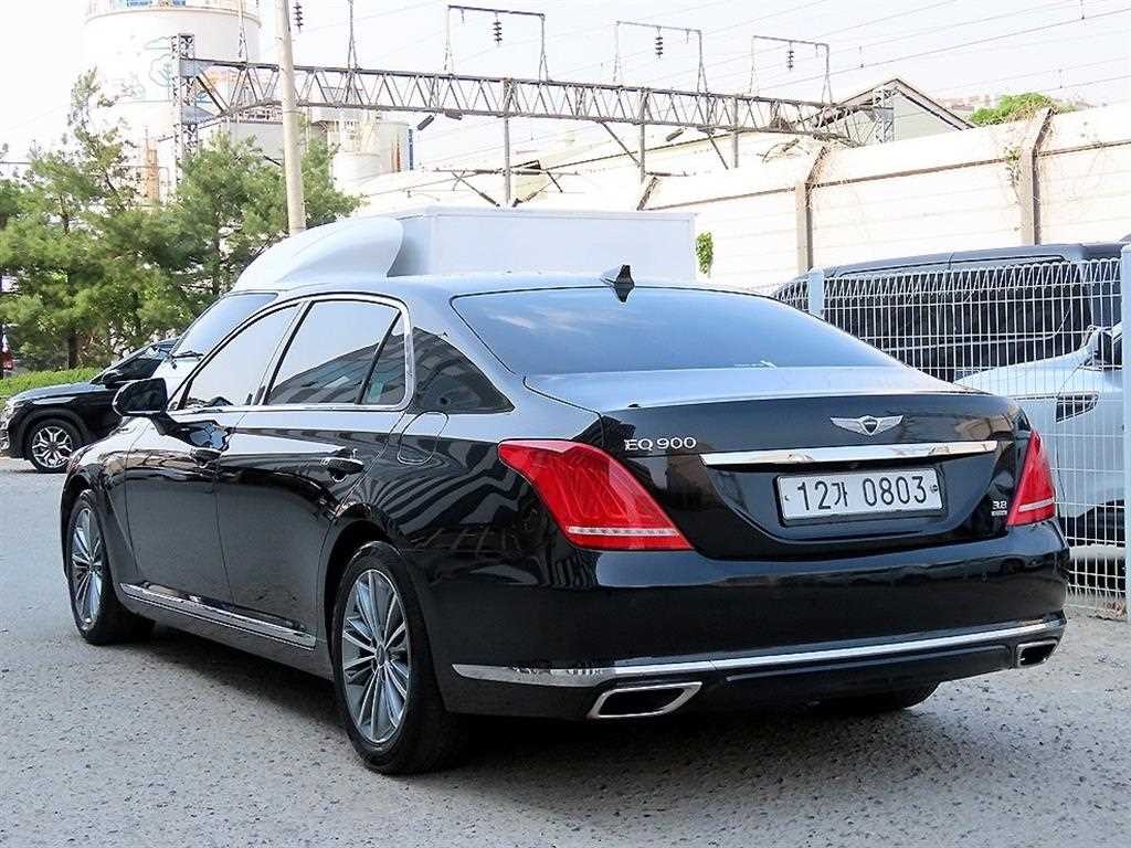 제네시스 EQ900 3.8 GDI AWD 프리미엄 럭셔리 이미지 3