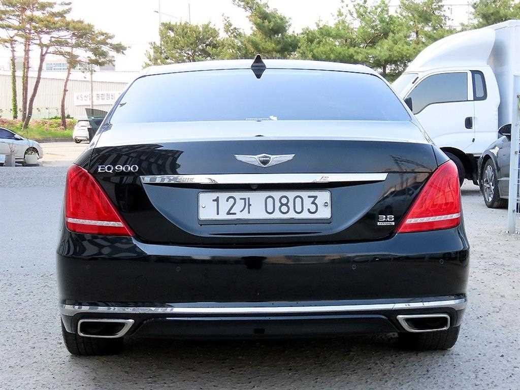 제네시스 EQ900 3.8 GDI AWD 프리미엄 럭셔리 이미지 4