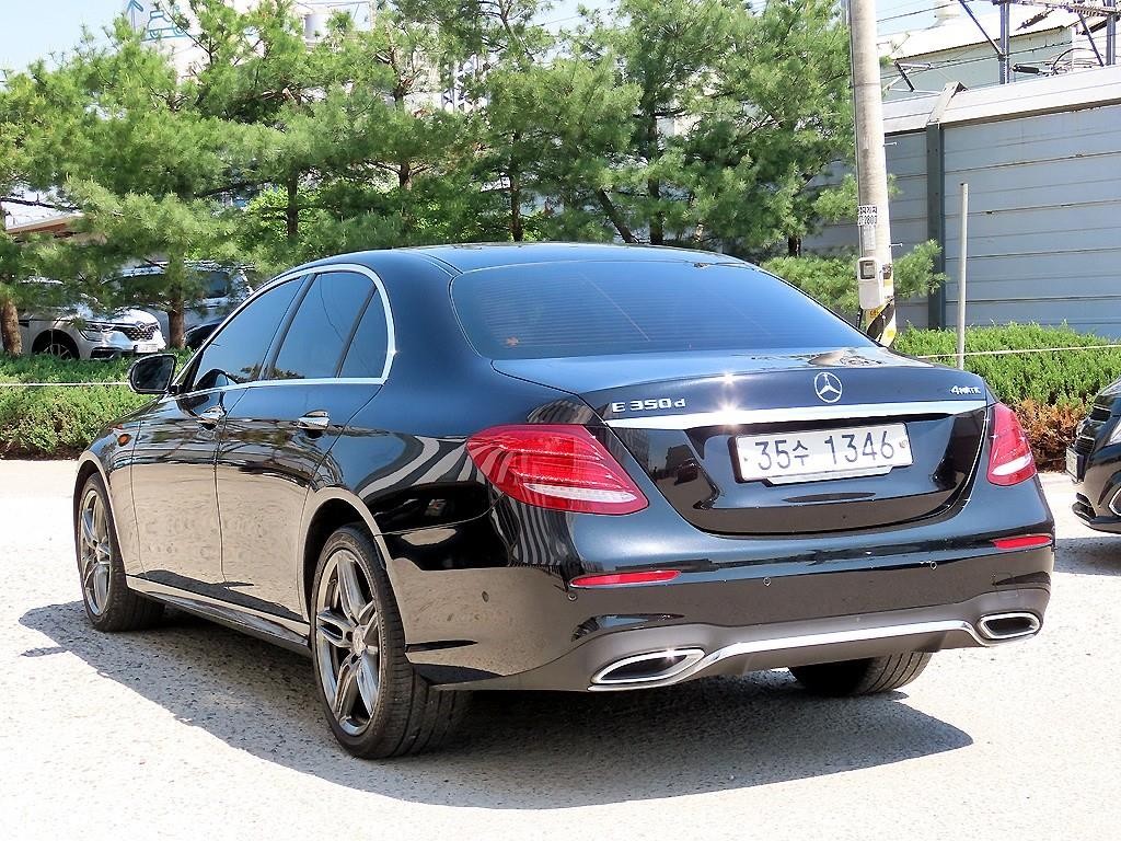 벤츠 E 클래스 E-클래스 W213 E350d 이미지 3