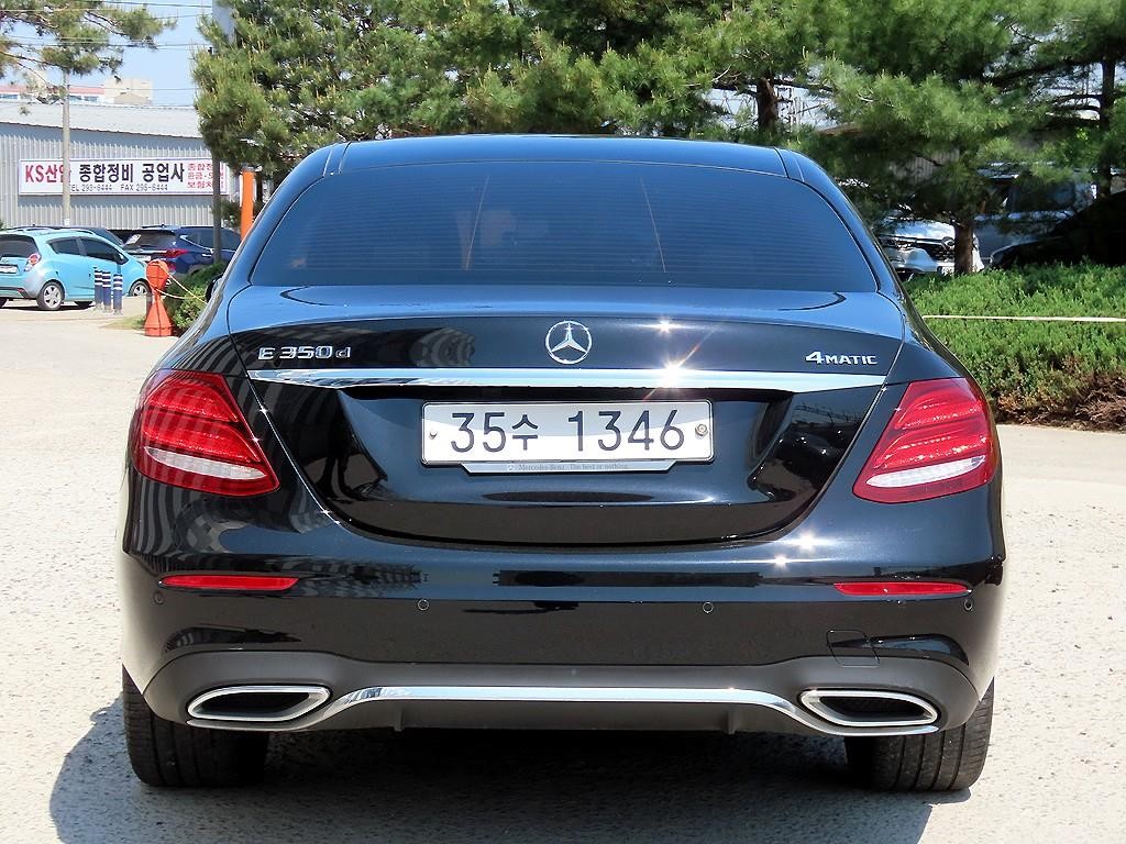벤츠 E 클래스 E-클래스 W213 E350d 이미지 4