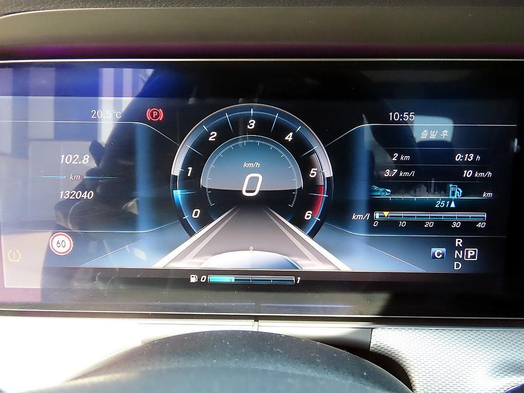 벤츠 E 클래스 E-클래스 W213 E350d 이미지 9