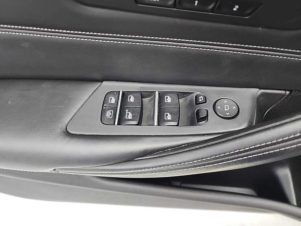 BMW 5시리즈 5시리즈 (G30) 520d xDrive M 스포츠 플러스 이미지 17