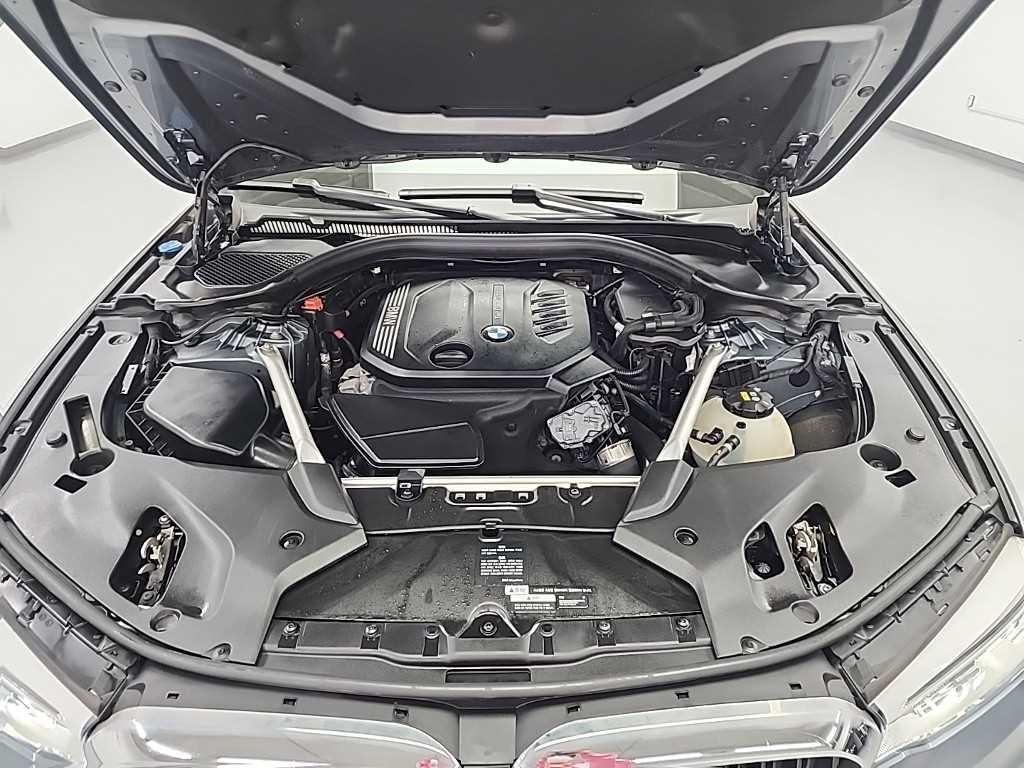 BMW 5시리즈 5시리즈 (G30) 520d xDrive M 스포츠 플러스 이미지 5