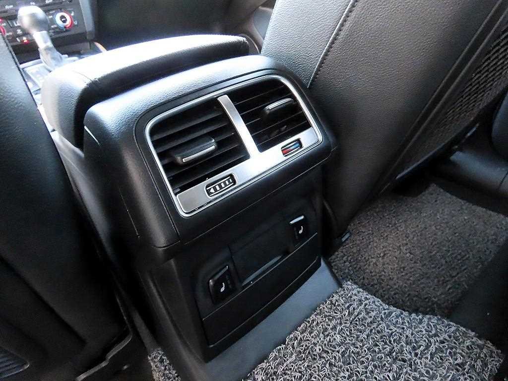 아우디 Q5 45 TDI 콰트로 다이나믹 이미지 15