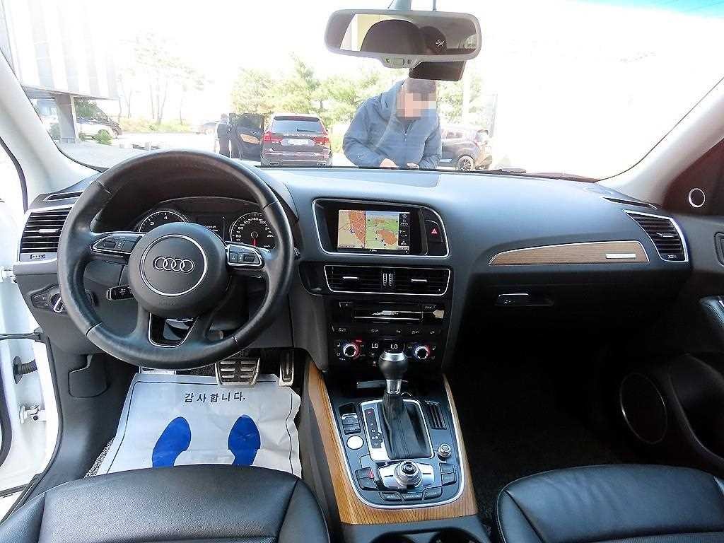 아우디 Q5 45 TDI 콰트로 다이나믹 이미지 7
