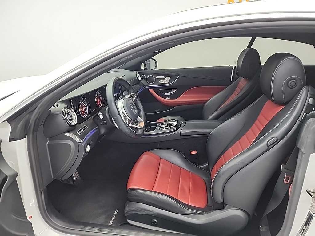 벤츠 E 클래스 E-클래스 W213 E220d 쿠페 이미지 11