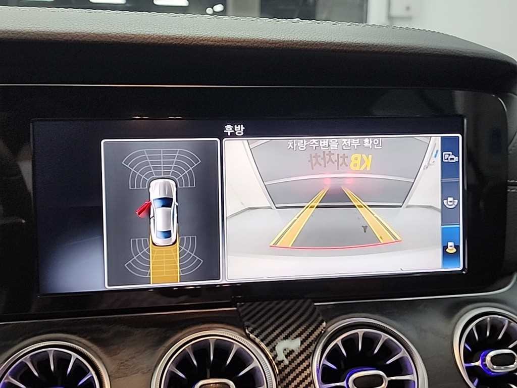 벤츠 E 클래스 E-클래스 W213 E220d 쿠페 이미지 15