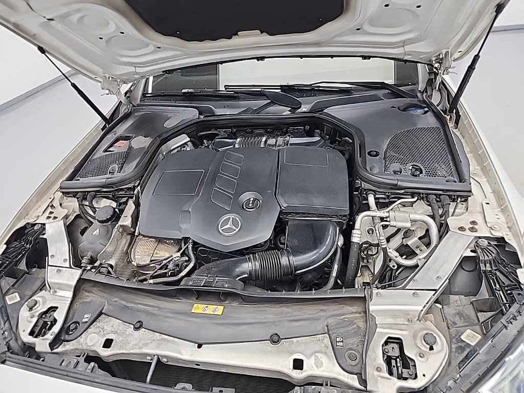 벤츠 E 클래스 E-클래스 W213 E220d 쿠페 이미지 5