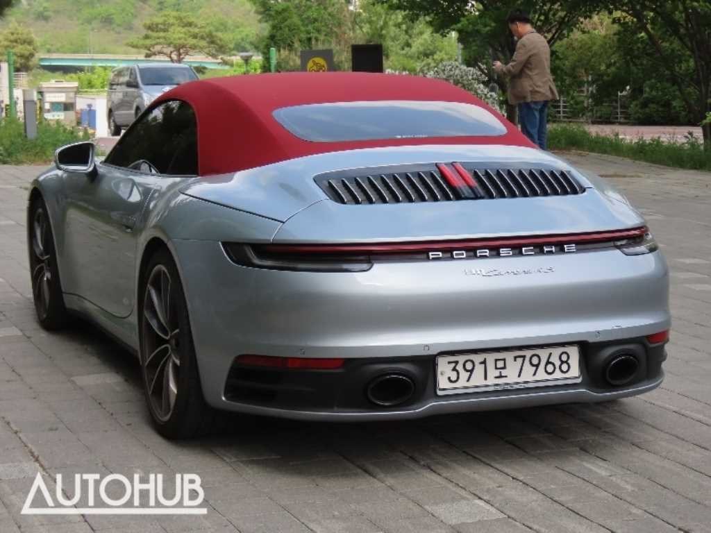 포르쉐 911 911(992) 카레라 4S 카브리올레 이미지 4