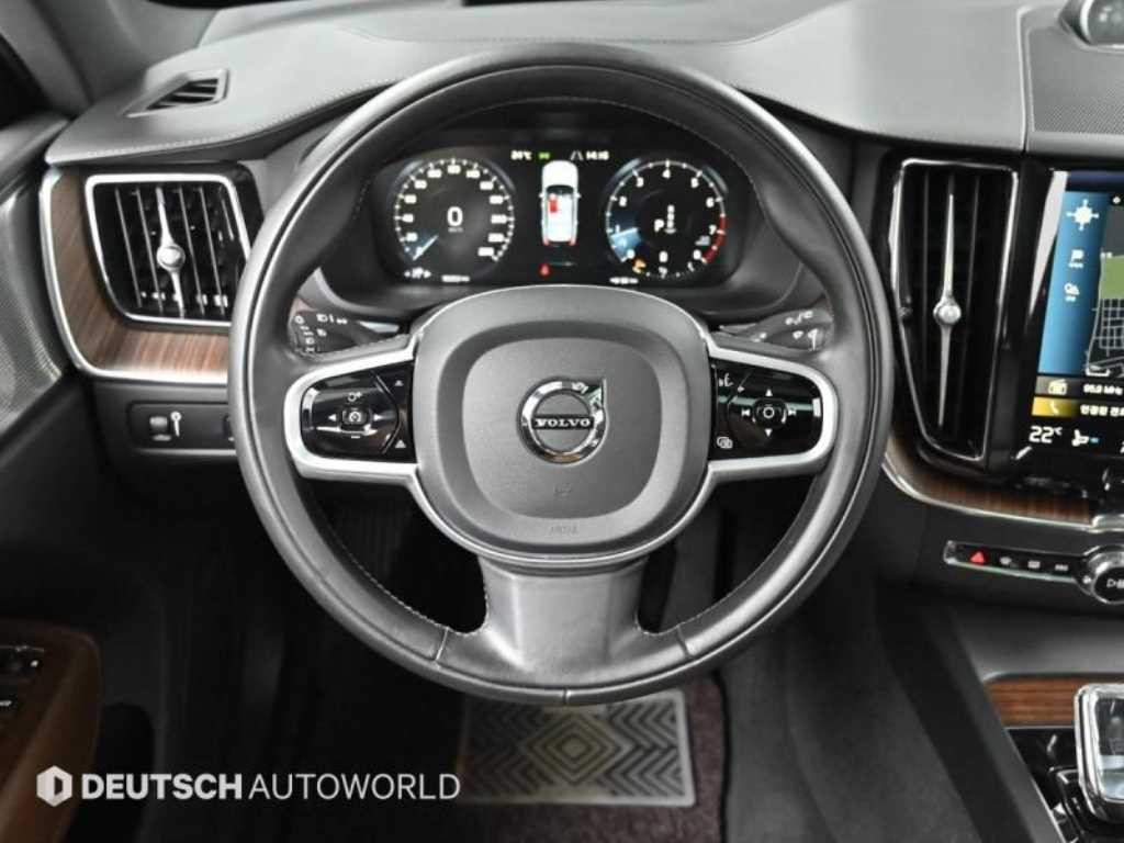 볼보 XC60 XC60(2세대) B6 AWD 인스크립션 이미지 13