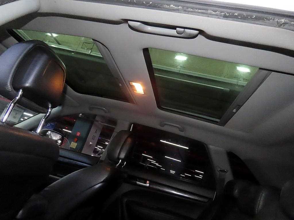 기아 쏘렌토 쏘렌토 R 디젤 2WD 2.0 TLX 최고급형 이미지 16