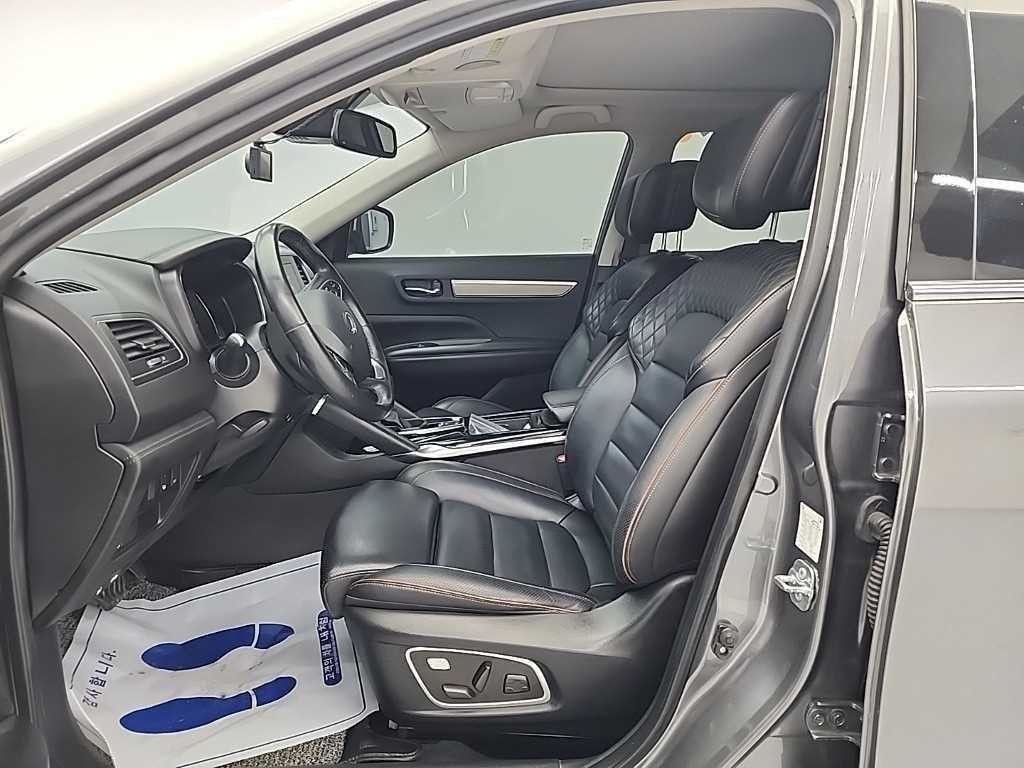 르노코리아(삼성) QM6 더뉴QM6 가솔린 2.0 GDe 프리미에르 2WD 이미지 11