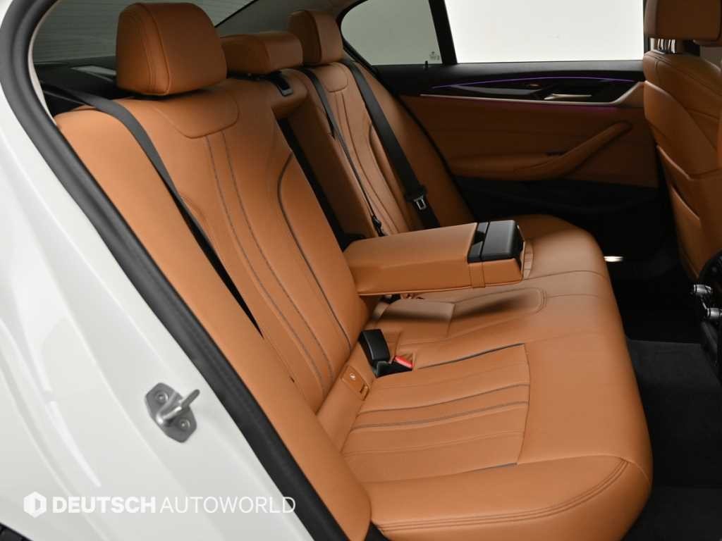BMW 5시리즈 5시리즈 (G30) 520i 럭셔리 이미지 12