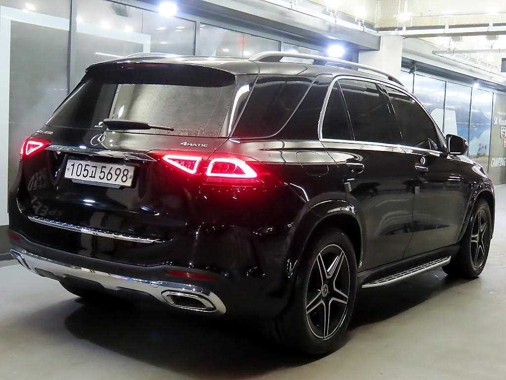 벤츠 GLE 클래스 GLE 클래스 W167 GLE 450 4MATIC 이미지 4