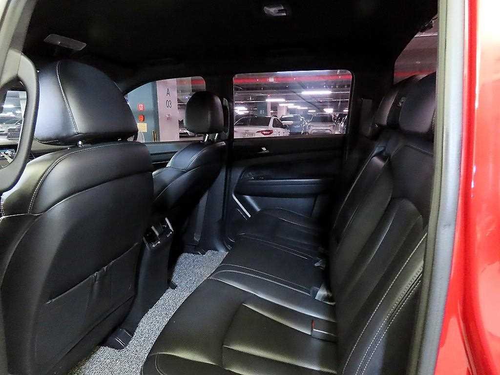 KG모빌리티(쌍용) 렉스턴 렉스턴 스포츠 칸 디젤 2.2 4WD 5링크 프레스티지 스페셜 이미지 7