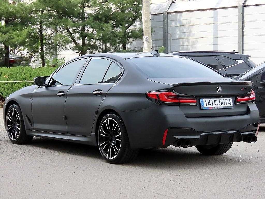 BMW 5시리즈 5시리즈 (G30) 530i xDrive M 스포츠 플러스 이미지 3