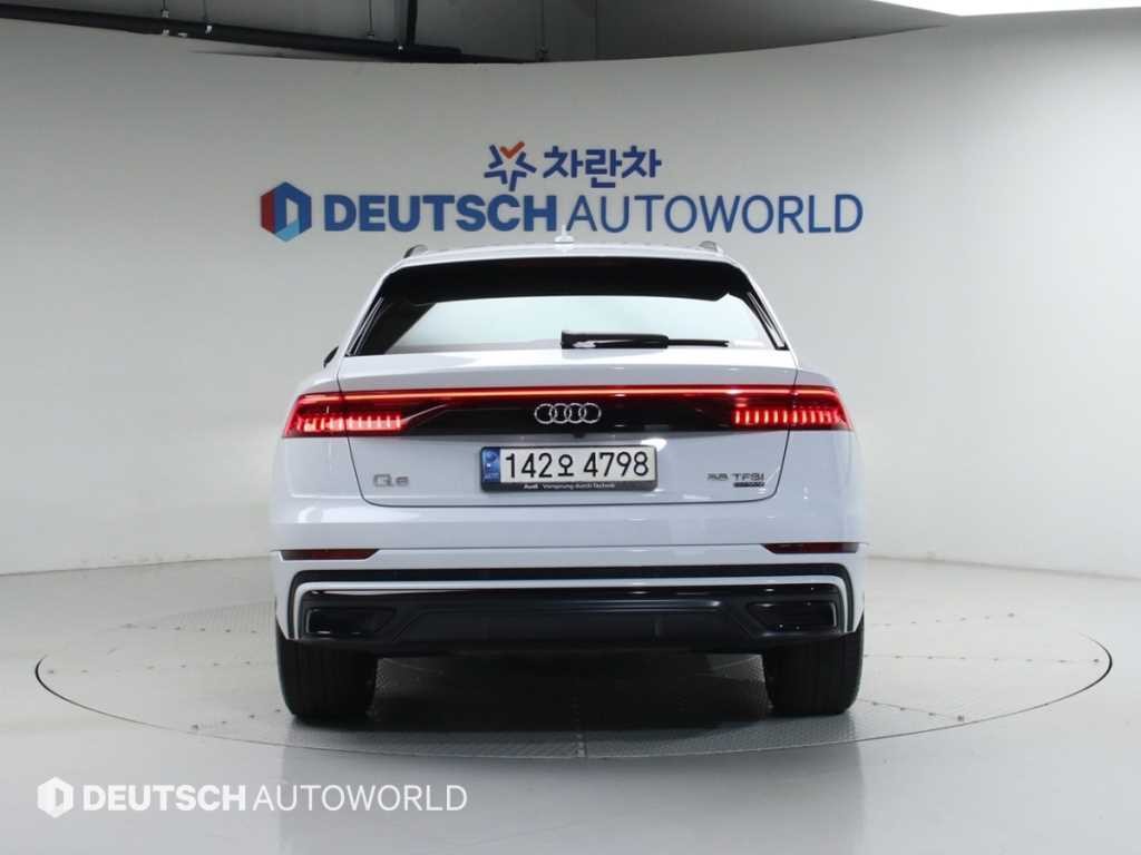 아우디 Q8 55 TFSI 콰트로 프리미엄 이미지 4