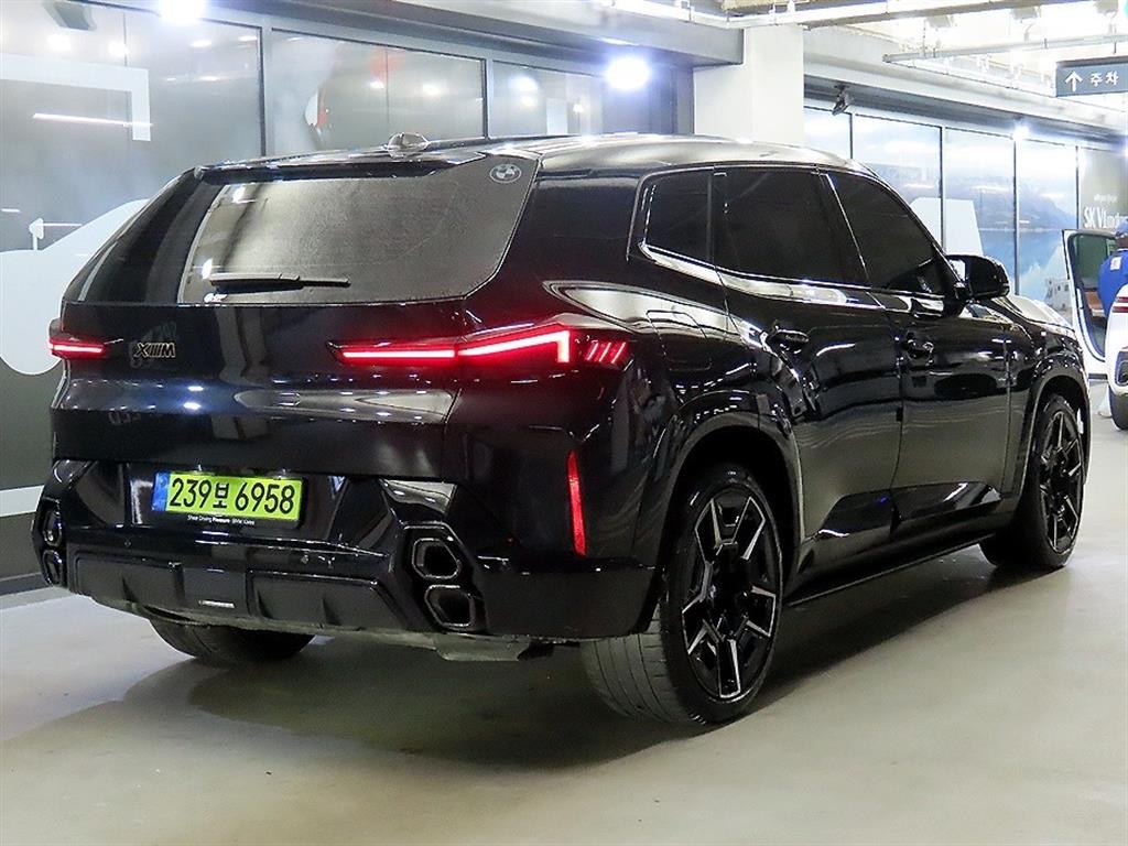 BMW XM XM (G09) 4.4 V8 PHEV 하이글로스 쉐도우 라인 이미지 4