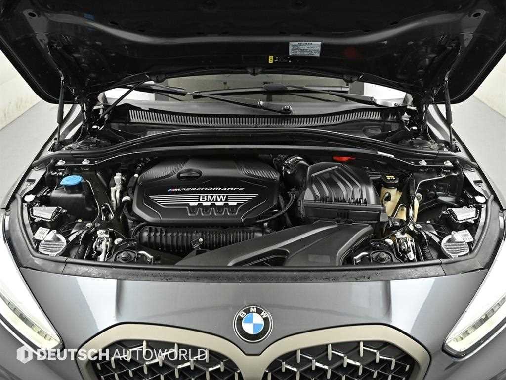 BMW 1시리즈 1시리즈 (F40) M135i xDrive 이미지 6