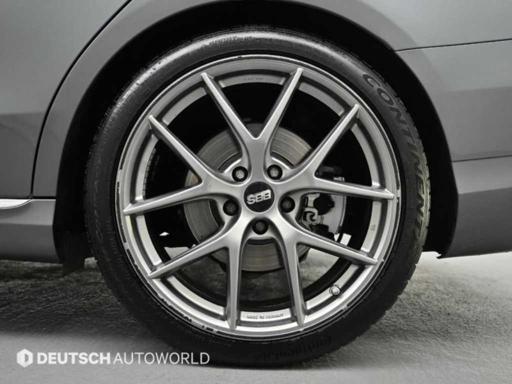 벤츠 C 클래스 C클래스 W205 C350e 이미지 5