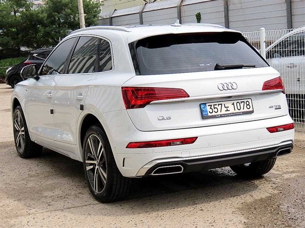 아우디 Q5 Q5 (FY) 45 TFSI 콰트로 프리미엄 이미지 3