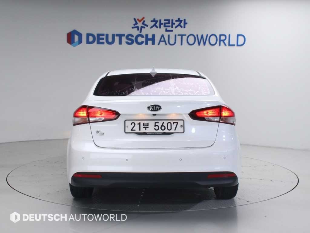 기아 K3 더뉴 K3 1.6 GDI 트렌디 이미지 4