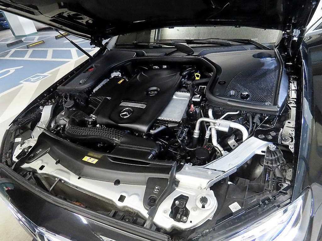 벤츠 E 클래스 E-클래스 W213 E300 4MATIC 아방가르드 이미지 19