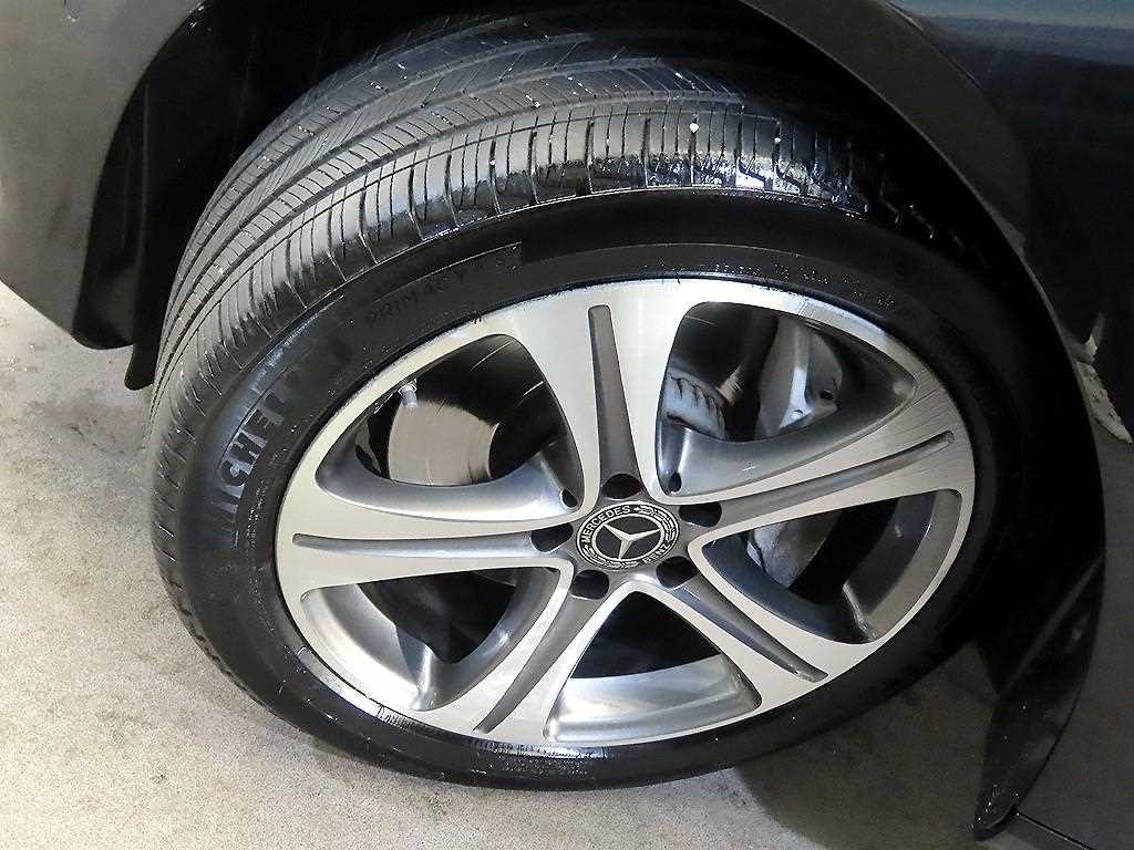 벤츠 E 클래스 E-클래스 W213 E300 4MATIC 아방가르드 이미지 20