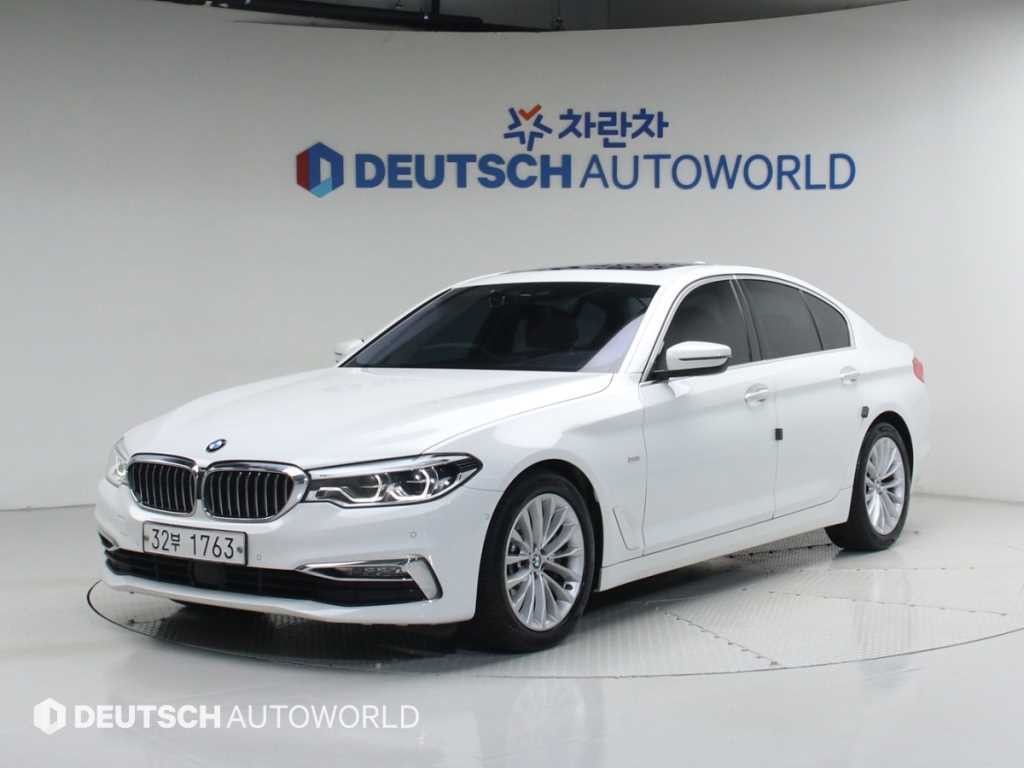 BMW 5시리즈 5시리즈 (G30) 530i 럭셔리 플러스 이미지 1