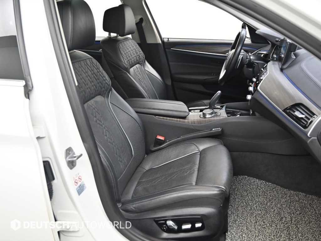 BMW 5시리즈 5시리즈 (G30) 530i 럭셔리 플러스 이미지 10