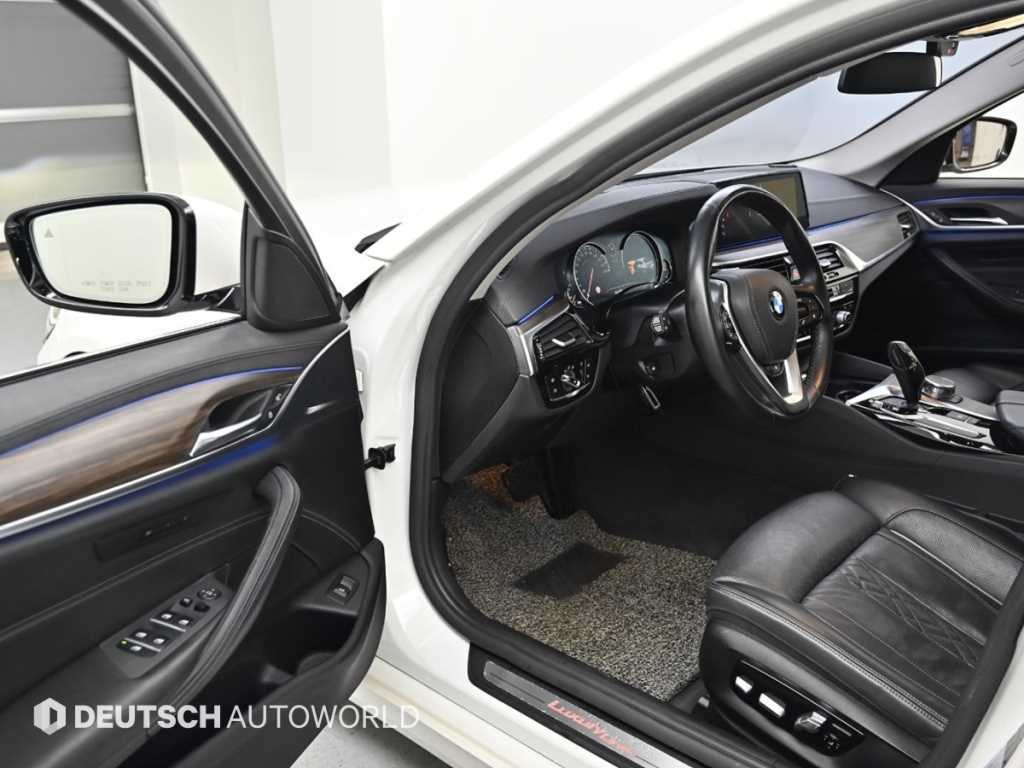 BMW 5시리즈 5시리즈 (G30) 530i 럭셔리 플러스 이미지 11