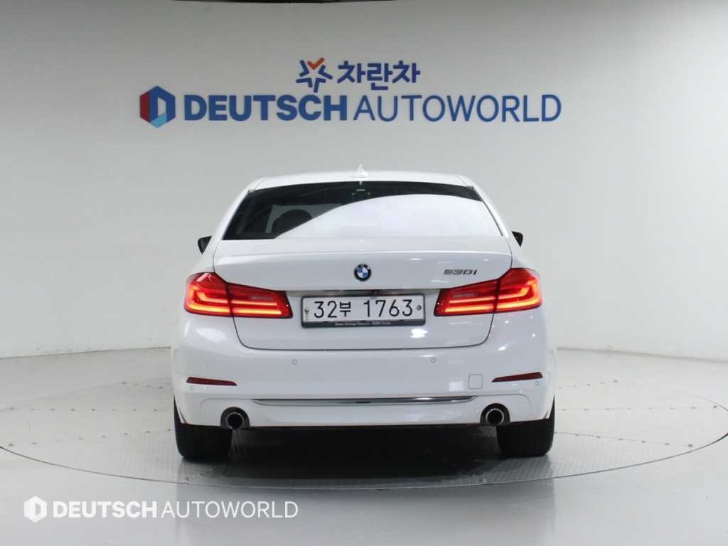 BMW 5시리즈 5시리즈 (G30) 530i 럭셔리 플러스 이미지 4
