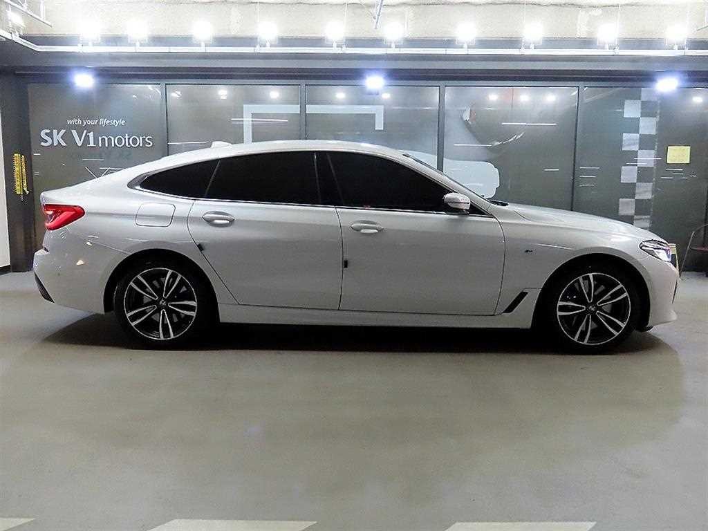 BMW 그란투리스모 6시리즈 GT (G32) 620d M 스포츠 이미지 3