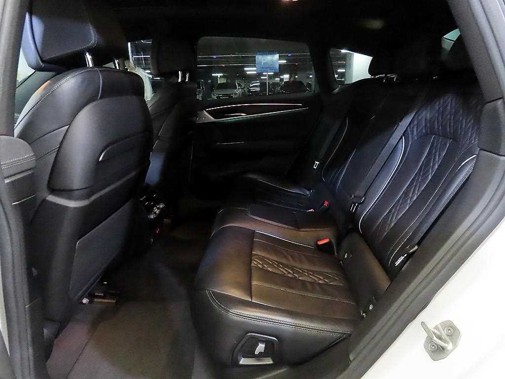 BMW 그란투리스모 6시리즈 GT (G32) 620d M 스포츠 이미지 7
