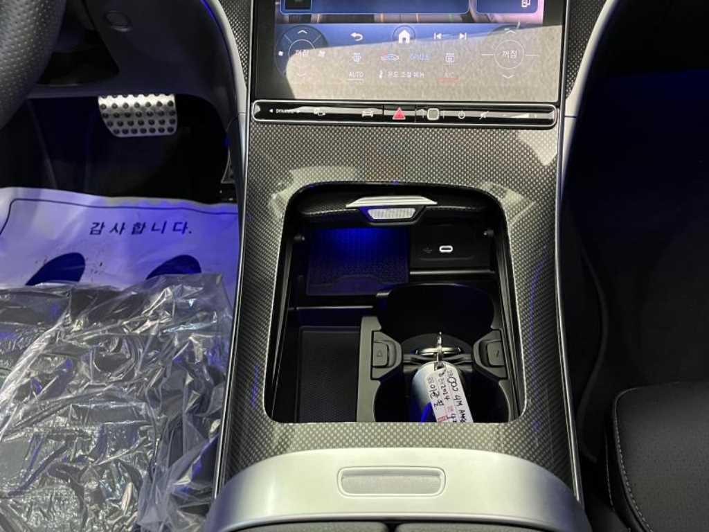 벤츠 C 클래스 C클래스 W206 C300 4MATIC 아방가르드 이미지 10