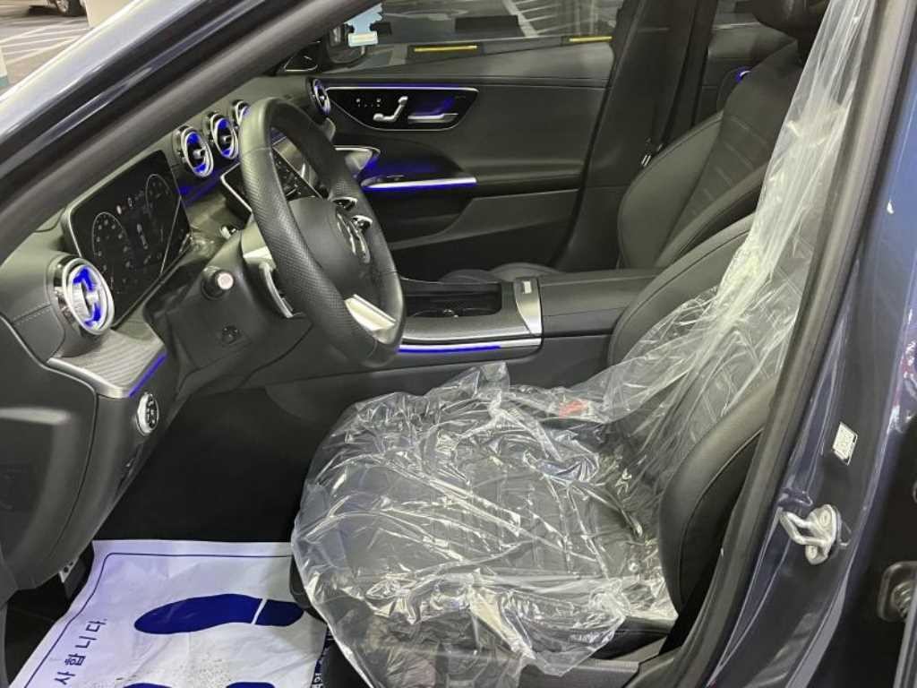 벤츠 C 클래스 C클래스 W206 C300 4MATIC 아방가르드 이미지 12