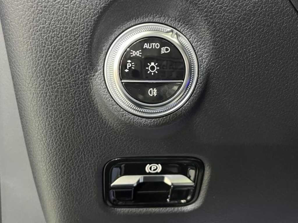 벤츠 C 클래스 C클래스 W206 C300 4MATIC 아방가르드 이미지 14