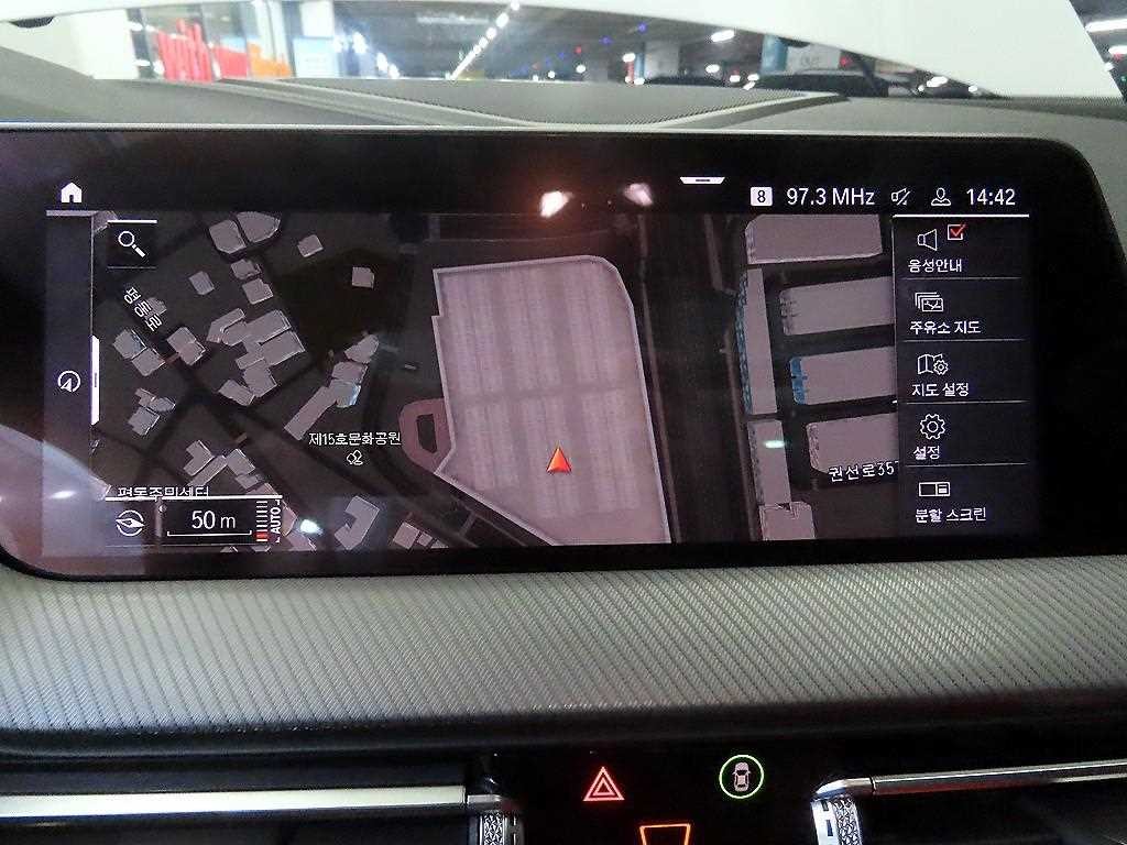 BMW 1시리즈 1시리즈 (F40) 120i M 스포츠 이미지 13