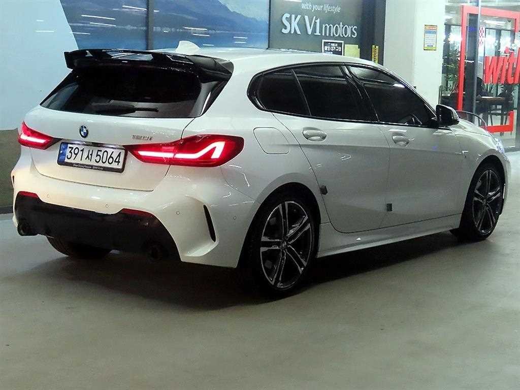 BMW 1시리즈 1시리즈 (F40) 120i M 스포츠 이미지 4