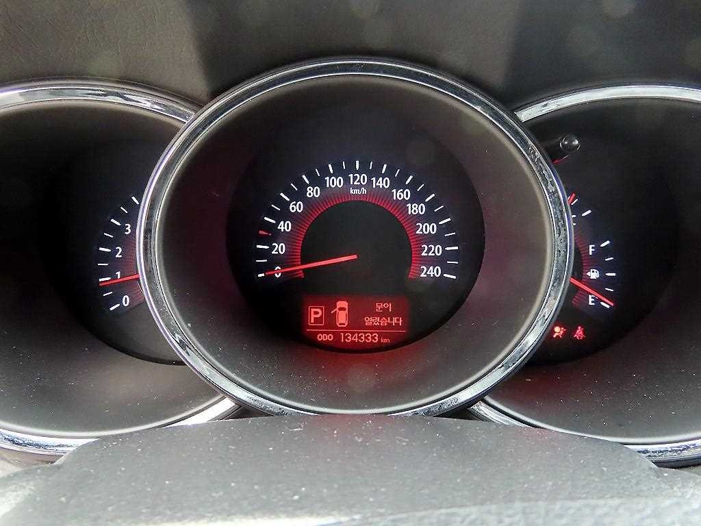 기아 쏘렌토 쏘렌토 R 디젤 2WD 2.0 TLX 프리미엄 이미지 9